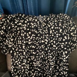 Perfect peach animal print blouse